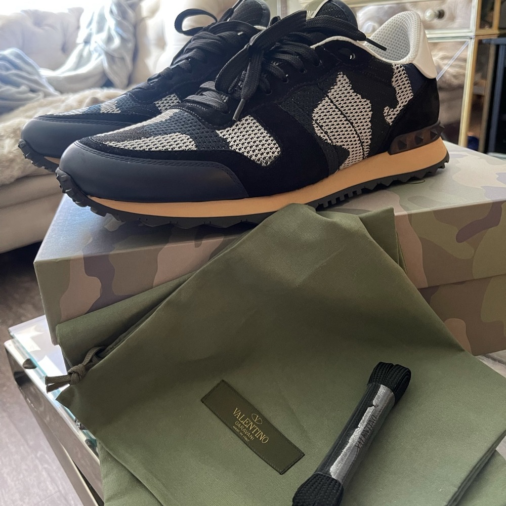 Valentino Men’s knitted Rockrunner sneakers